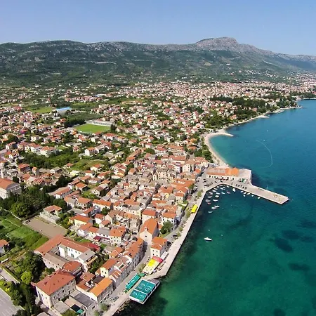 With A Parking Space Kastel Stari, Kastela - 19740 Apartment *