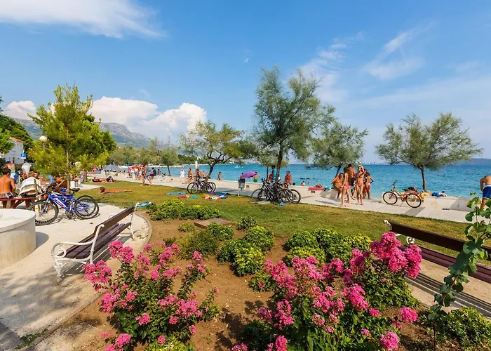 With Parking Space Kastel Stari, Kastela - 19740 Lägenhet Kaštel Stari