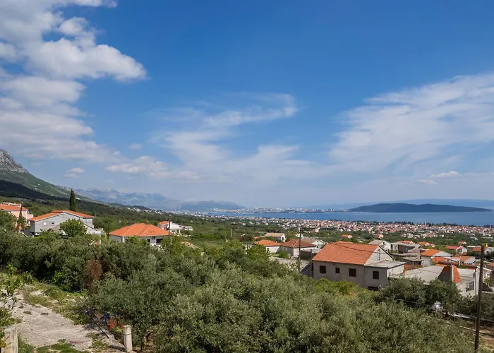 With Parking Space Kastel Stari, Kastela - 19740 Lägenhet