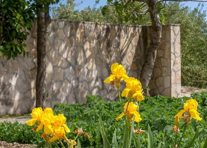 Lägenhet With Parking Space Kastel Stari, Kastela - 19740 *
